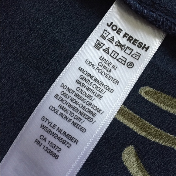 Joe Fresh Blue Floral Blouse, Size M - Picture 7 of 7